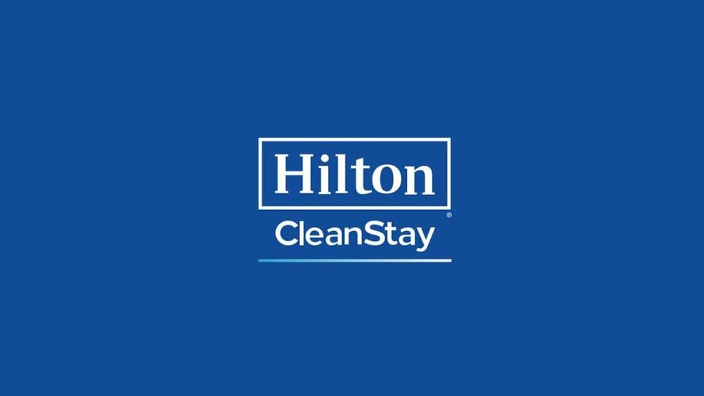 Hilton Garden Inn Cleveland Airport Fairview Park Exterior foto